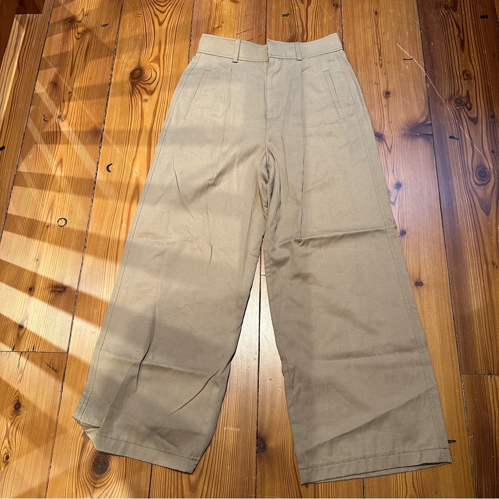 Everlane Tan trousers - Picture 2 of 5
